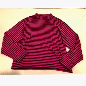 Pink striped turtle neck T-shirt